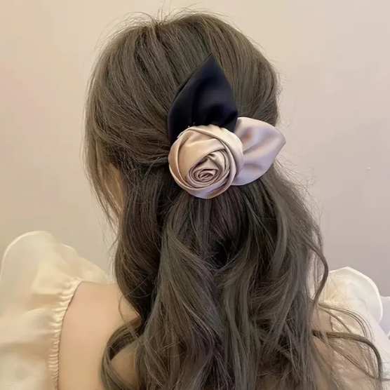 Champagne knot