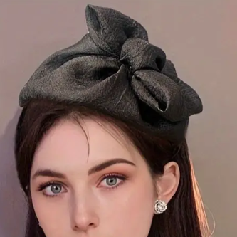Bow half hat