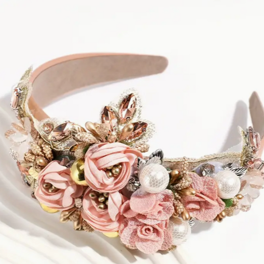 pink baroque head band
perfect for Spring Racing Carnival