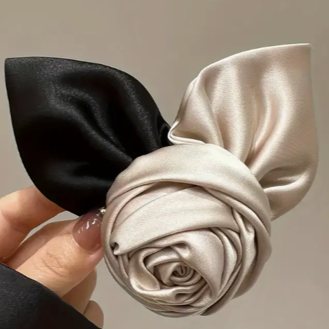 Champagne knot
